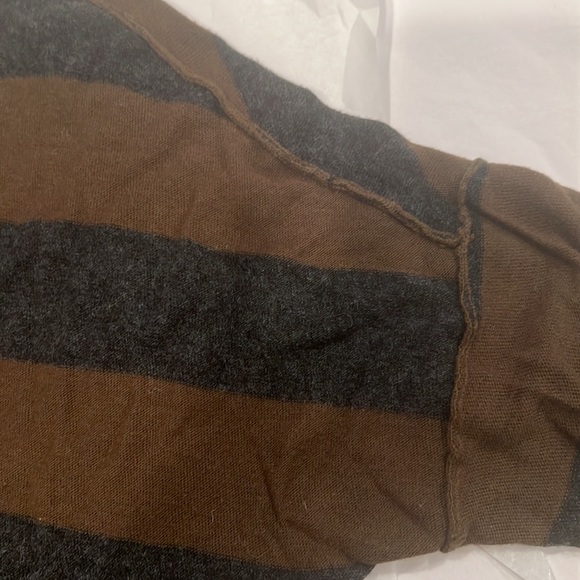 Vince striped v-neck sweater featherweight wool M - Picture 5 of 5